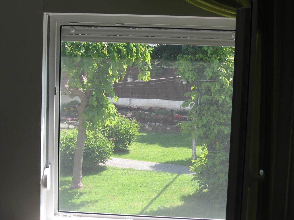 Green Apartment Novi Sad Esterno foto